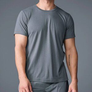 ALO - Triumph Tee *NEW